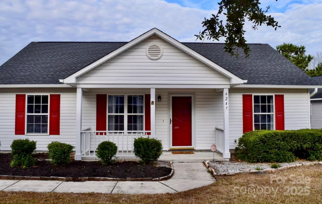 view of front of house with covered porch