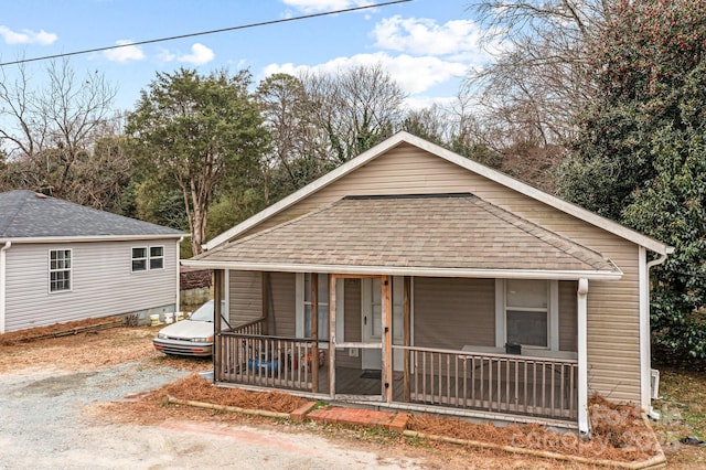 bungalow-style house with covered porch