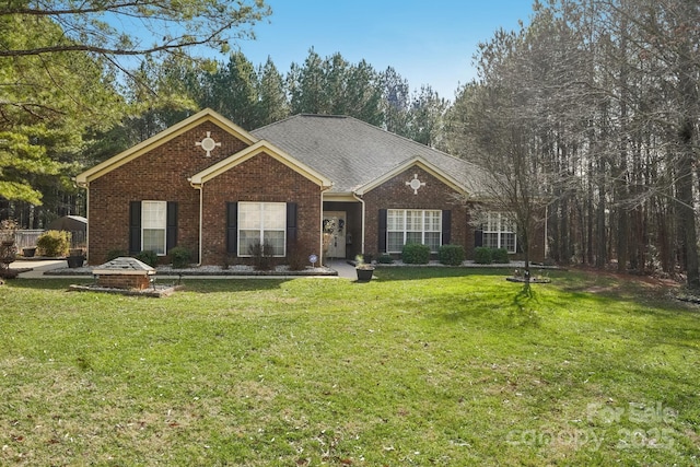 view of front of home with a front yard