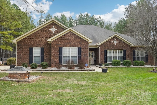 ranch-style house with a front yard