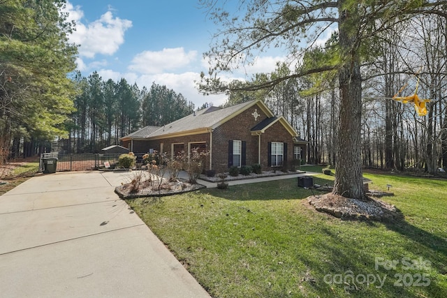 view of front of home with a front yard