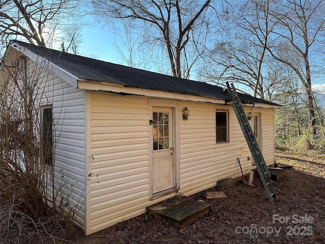 view of outbuilding