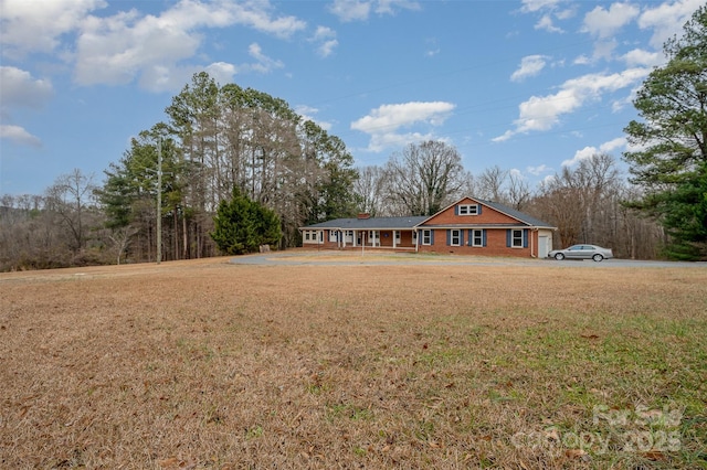 view of front of house with a front yard