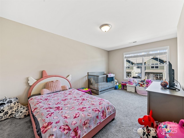 bedroom with carpet flooring