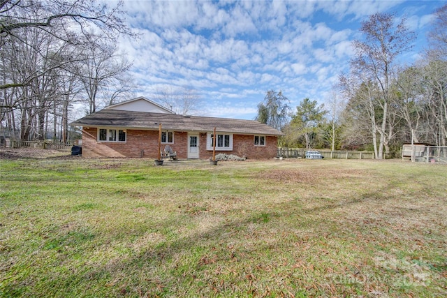 exterior space with a yard