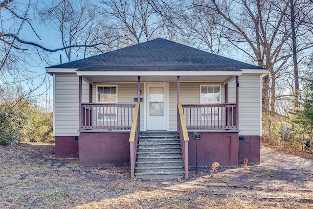 bungalow featuring covered porch