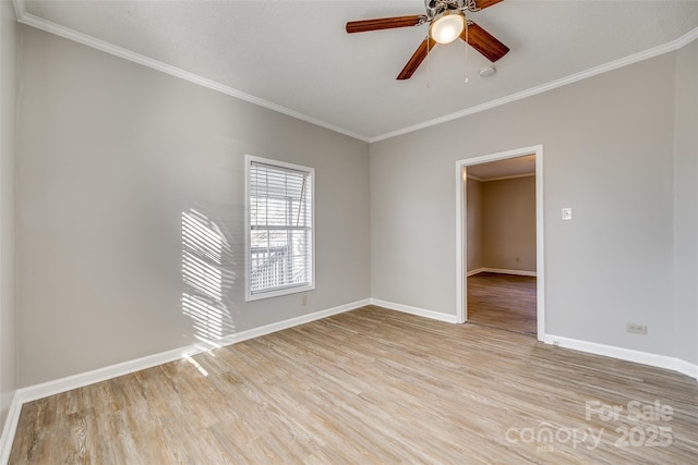 unfurnished room featuring light hardwood / wood-style floors, crown molding, and ceiling fan