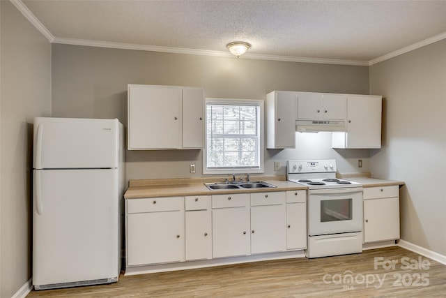 kitchen featuring sink, crown molding, white appliances, a textured ceiling, and white cabinets