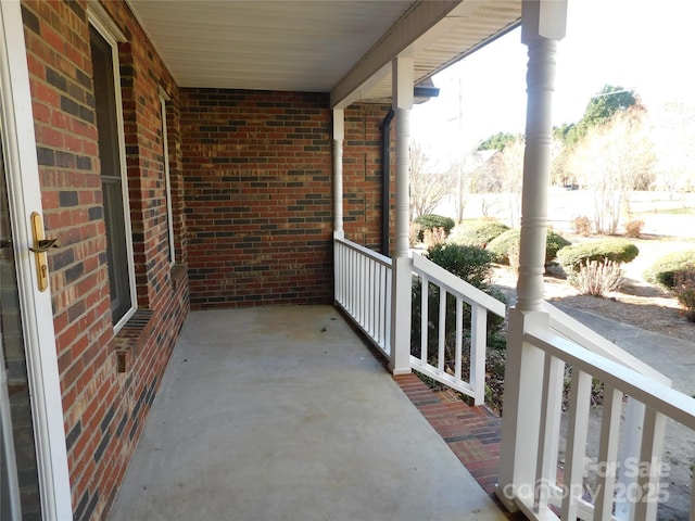 110 Robin Rd, Lincolnton, NC 28092 - view of balcony