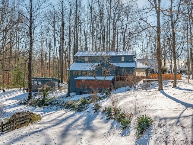 view of front of property