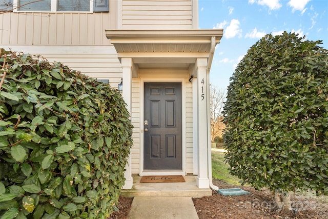 view of property entrance