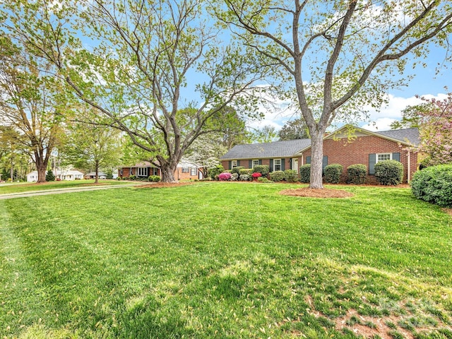 512 Holiday Rd, Gastonia, NC 28054 - photo 3