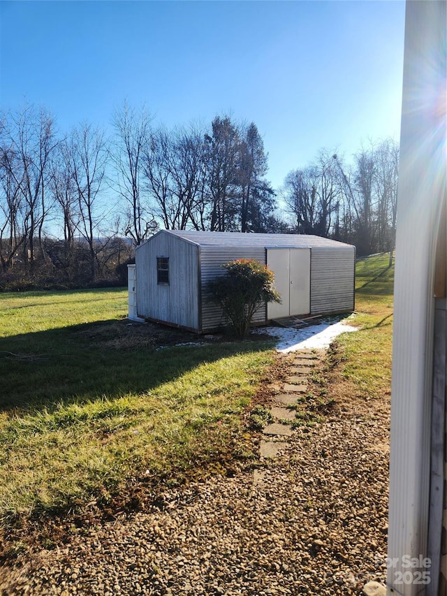 exterior space with a lawn