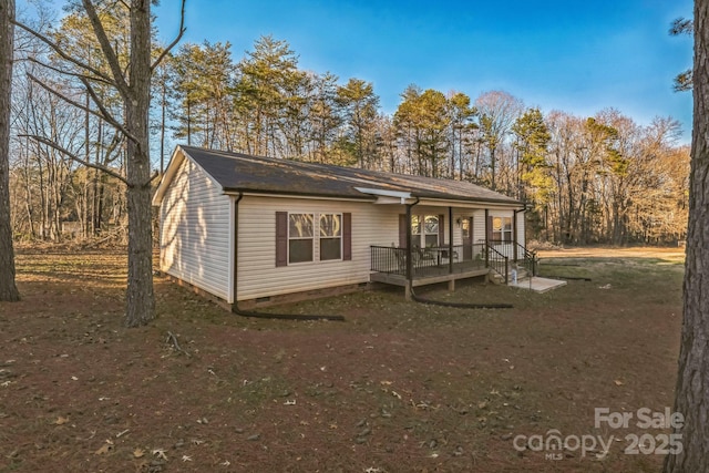 view of front of home with covered porch