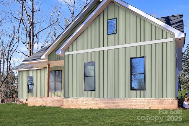 view of property exterior featuring a yard