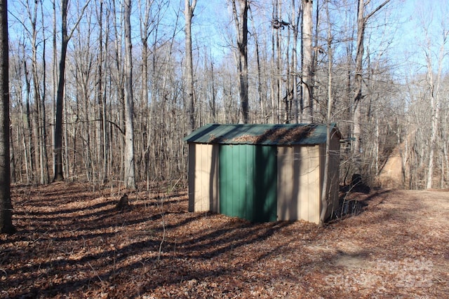 view of outdoor structure