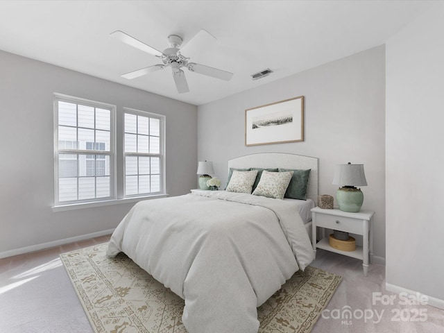 bedroom with ceiling fan