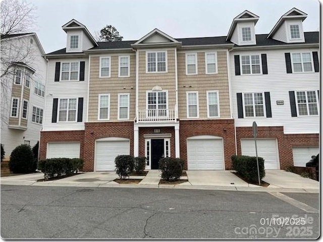 view of townhome / multi-family property