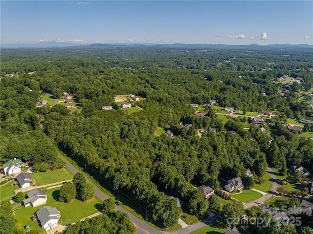 Listing photo 3 for 6214 Mountainside Dr, Hickory NC 28601