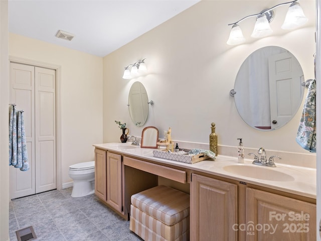 10 Clubside Dr, Asheville, NC 28804 - full bathroom with a sink, visible vents, and double vanity