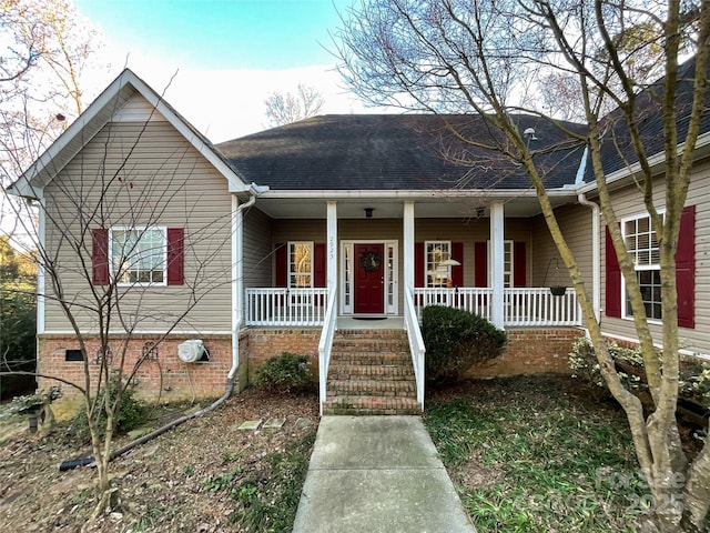 view of front of house featuring a porch