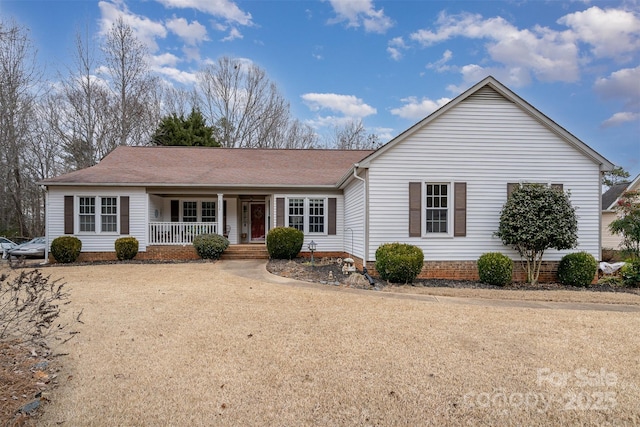 ranch-style house with a porch