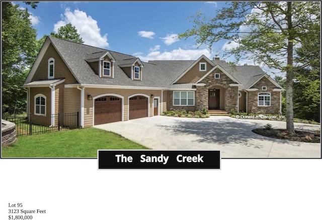 view of front of house featuring a front yard