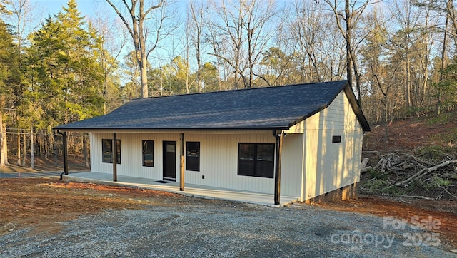 view of front of property with a porch