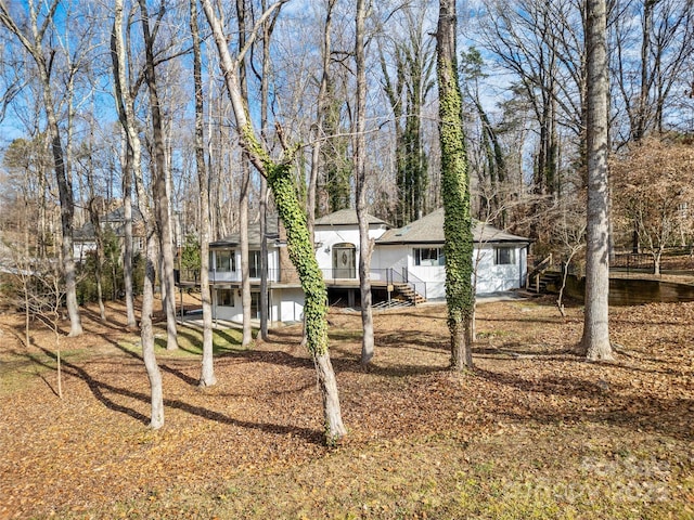 view of front of home featuring a deck