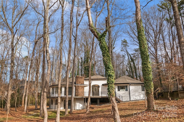 view of front of house featuring a deck