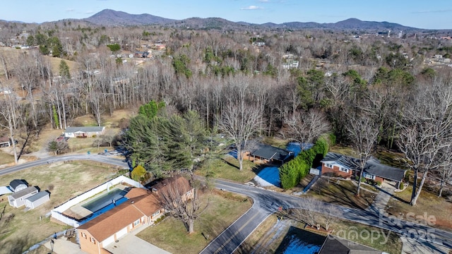 drone / aerial view with a mountain view