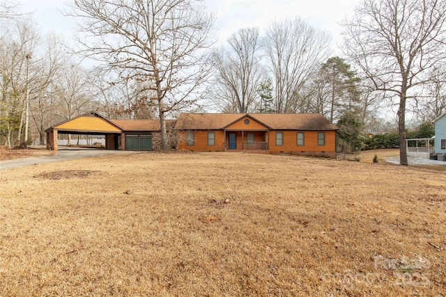 single story home with a front yard