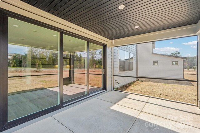 604 Hyder Trl, Tega Cay, SC 29708 - unfurnished sunroom featuring healthy amount of natural light