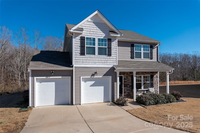 view of front facade featuring a garage