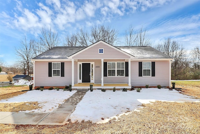 view of front of property featuring a porch