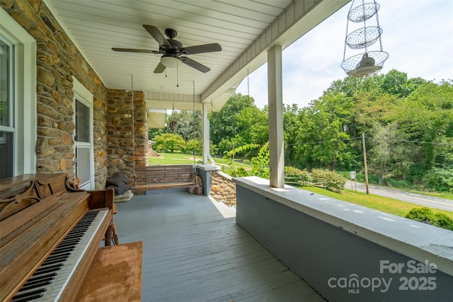 view of patio / terrace with covered porch and ceiling fan