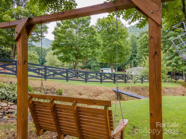 view of yard with a mountain view