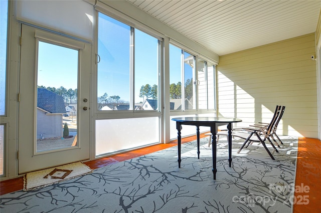 view of sunroom / solarium