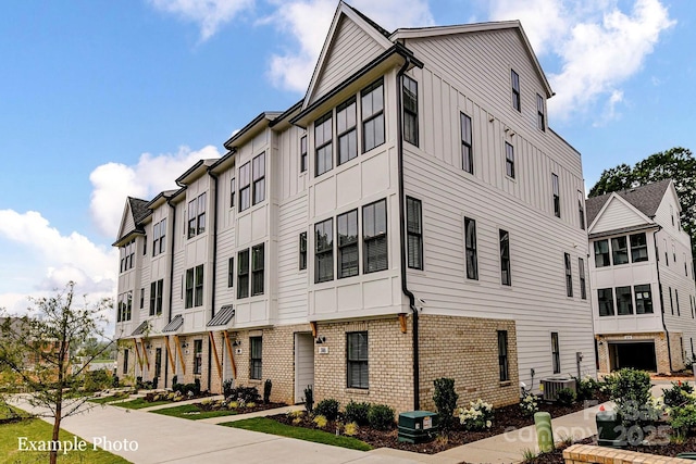 2323 Rozzelles Ferry Rd Unit 24, Charlotte, NC 28208 - photo 1