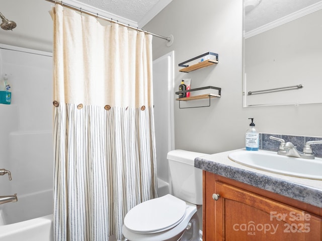 full bathroom with toilet, shower / bath combo with shower curtain, a textured ceiling, ornamental molding, and vanity