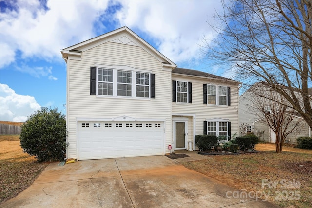 view of front property featuring a garage