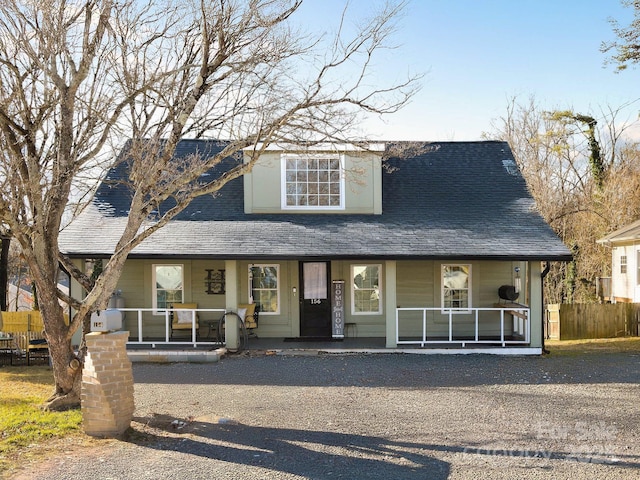 view of front of home with covered porch