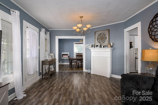 dining area with dark wood-type flooring, heating unit, ornamental molding, and a chandelier