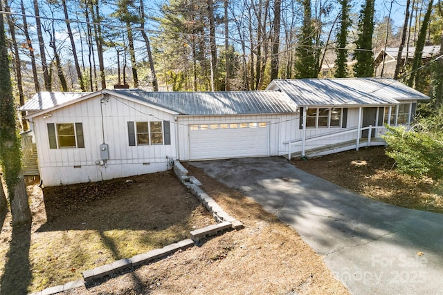 550 Kinross Dr, Flat Rock, NC 28731 - view of front of property with a garage