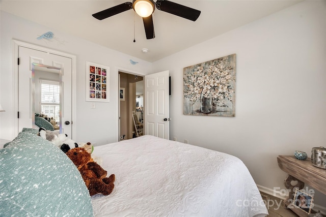 bedroom featuring ceiling fan