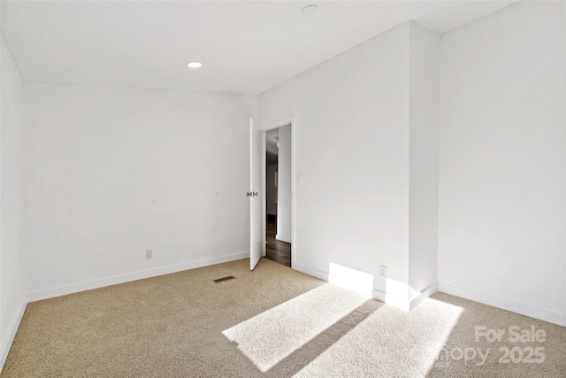 view of carpeted spare room