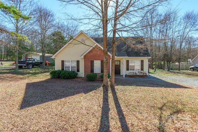 view of front of property