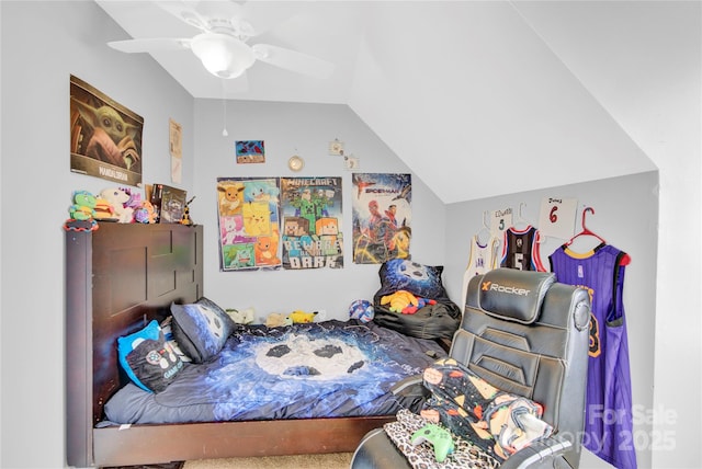 bedroom with ceiling fan and vaulted ceiling