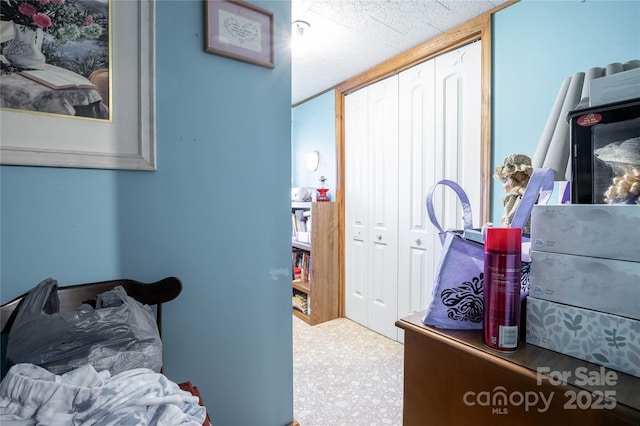 bedroom featuring a closet