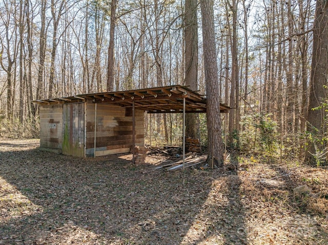 view of outbuilding